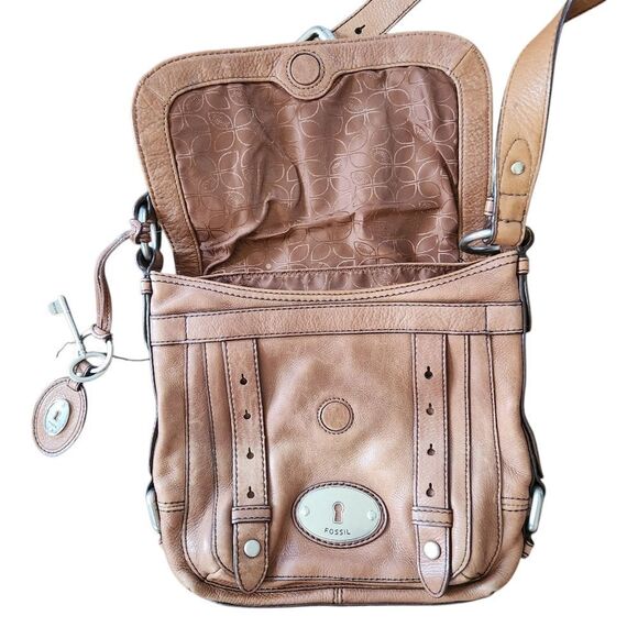 Fossil Leather Handbag Purse Messenger Brown Flap Shoulder Heavy Hardware - Picture 7 of 11